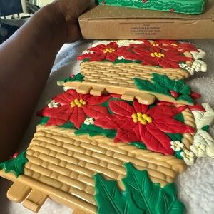 (Vintage)AVON CHRISTMAS BLOSSOMS TABLETOP COLLECTION-NAPKIN HOLDER